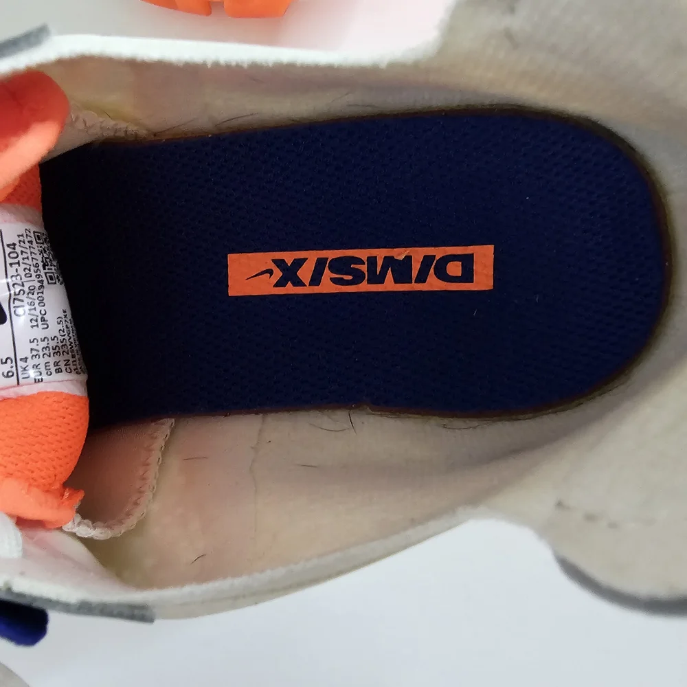 Nike Orange and Blue Athletic Shoes with Streamlined Design - Picture 7 of 9